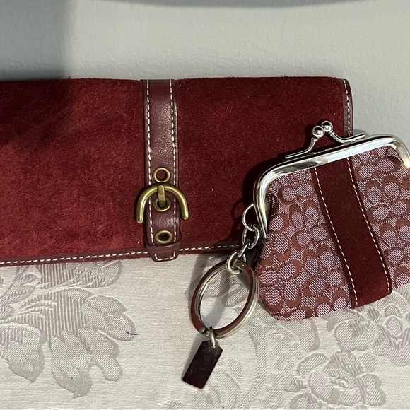 Coach Handbag, Bill and checkbook holder, coin purse FOB - Picture 2 of 15